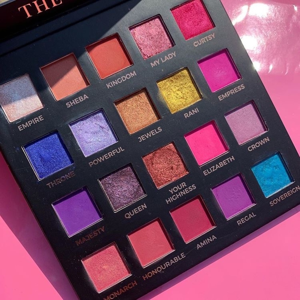 Eloise Beauty The Queen Eyeshadow Palette